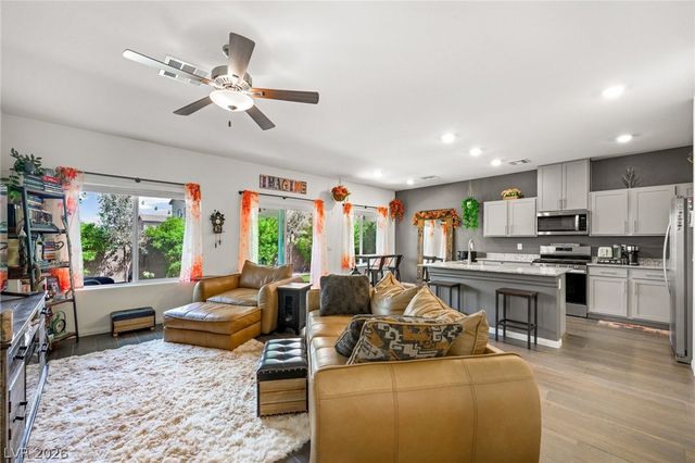 1770 Ortiz Bay Place, North Las Vegas, NV 89084