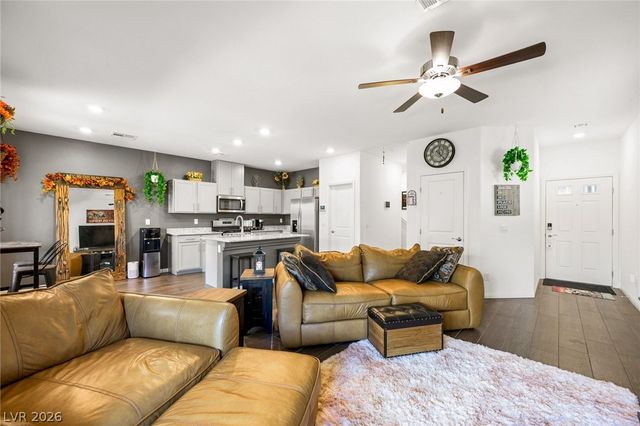 1770 Ortiz Bay Place, North Las Vegas, NV 89084