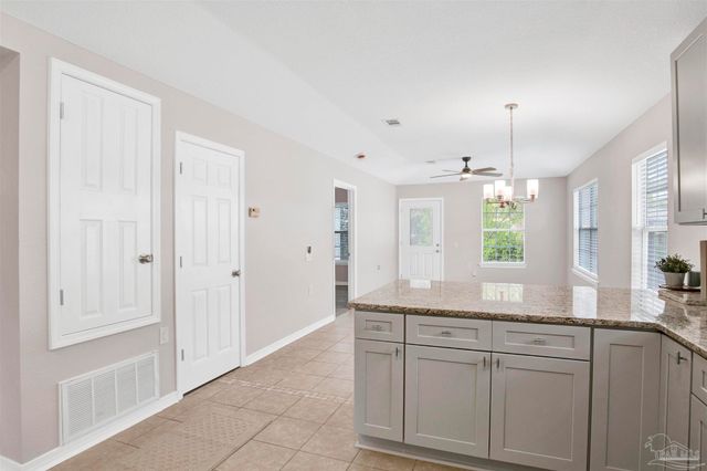 2491 Trailwood Dr, Cantonment, FL 32533