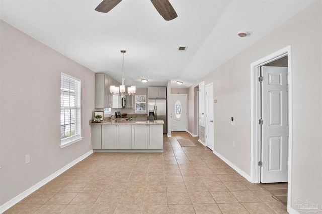 2491 Trailwood Dr, Cantonment, FL 32533