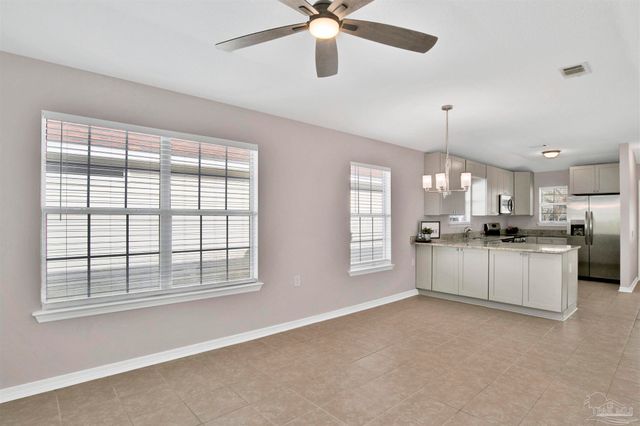 2491 Trailwood Dr, Cantonment, FL 32533