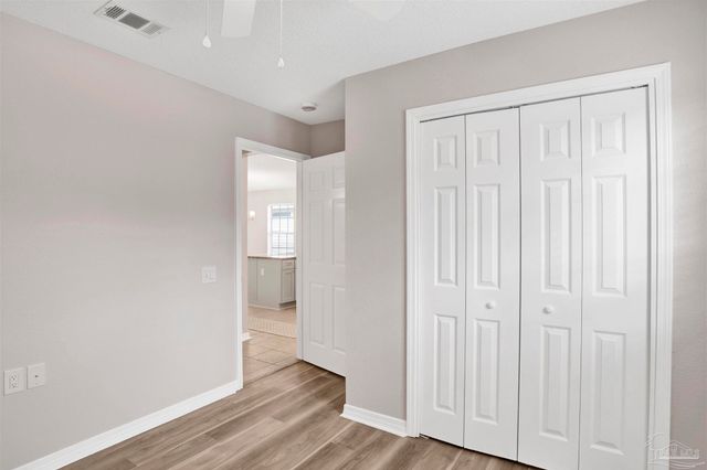 2491 Trailwood Dr, Cantonment, FL 32533