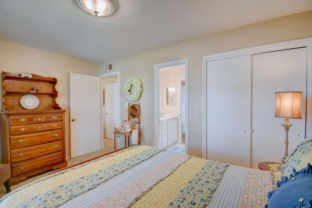 6900 Marilyn Avenue NE, Albuquerque, NM 87109