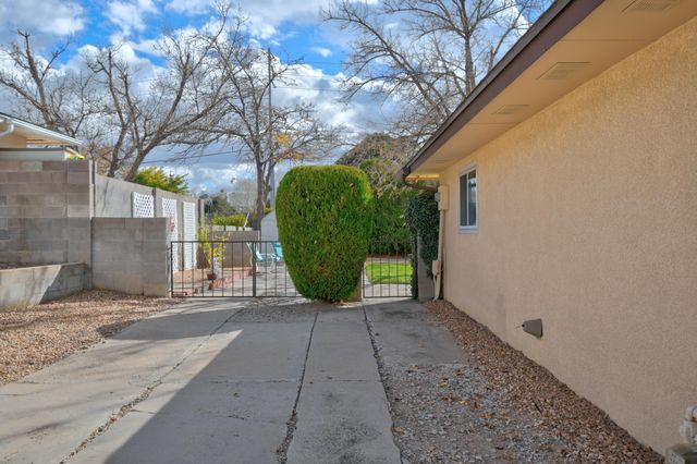 6900 Marilyn Avenue NE, Albuquerque, NM 87109
