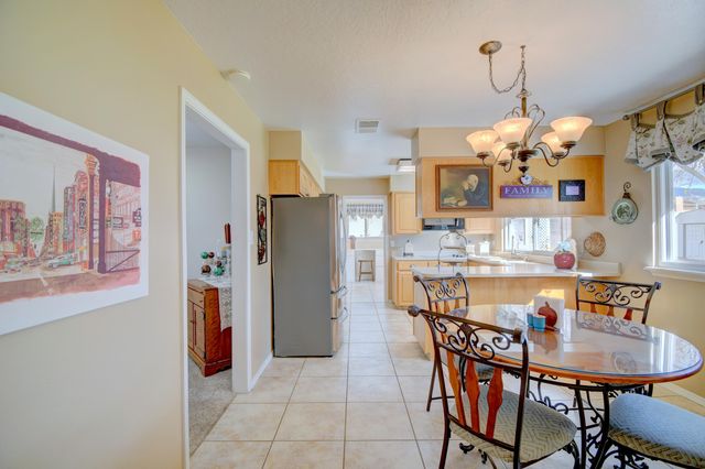 6900 Marilyn Avenue NE, Albuquerque, NM 87109