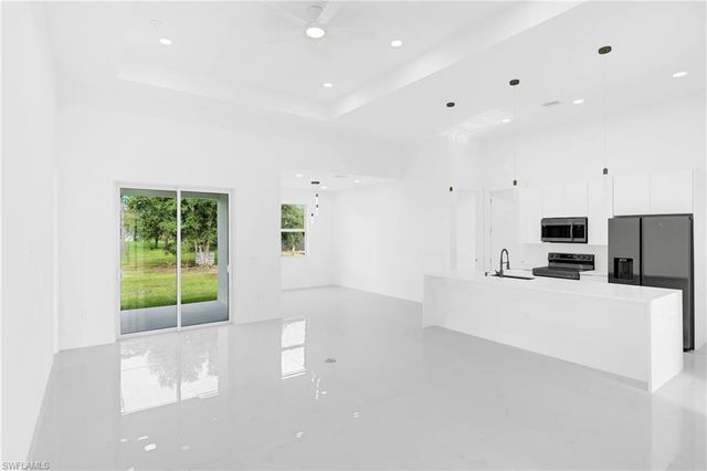 505 Prospect AVE, Lehigh Acres, FL 33972