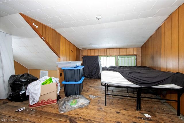 2106 Indiana Way NE, Canton, OH 44705