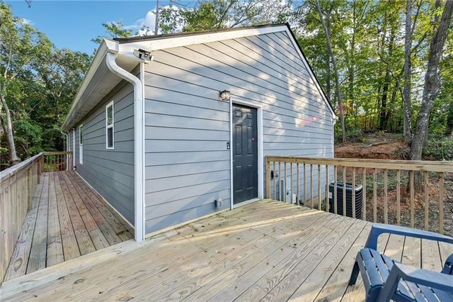 3662 Lakeview Drive, Gainesville, GA 30501