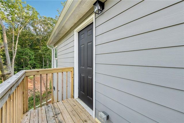 3662 Lakeview Drive, Gainesville, GA 30501