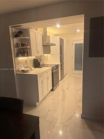 3922 NE 166th St S316, North Miami Beach, FL 33160