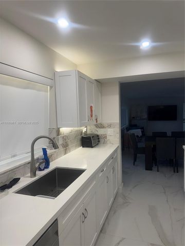 3922 NE 166th St S316, North Miami Beach, FL 33160