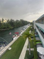 3922 NE 166th St S316, North Miami Beach, FL 33160