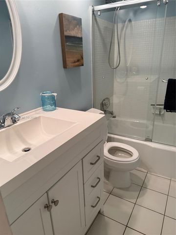 440 Paradise Isle Blvd 205, Hallandale Beach, FL 33009