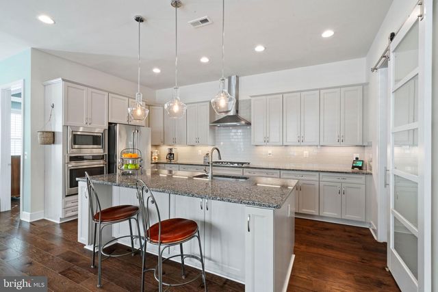 42905 SANDY QUAIL TER, Ashburn, VA 20148