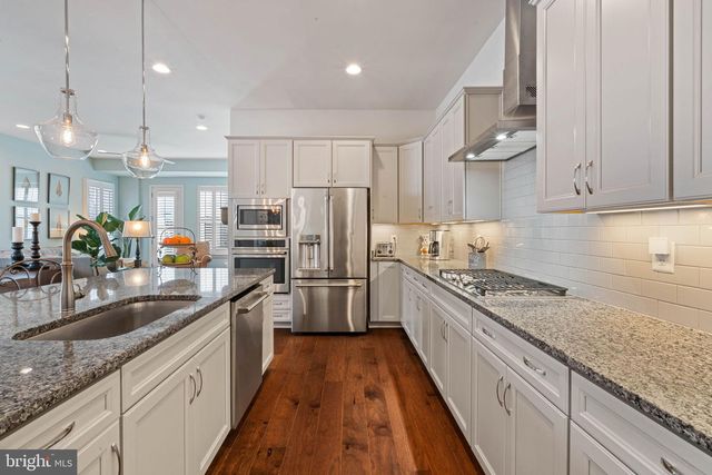 42905 SANDY QUAIL TER, Ashburn, VA 20148