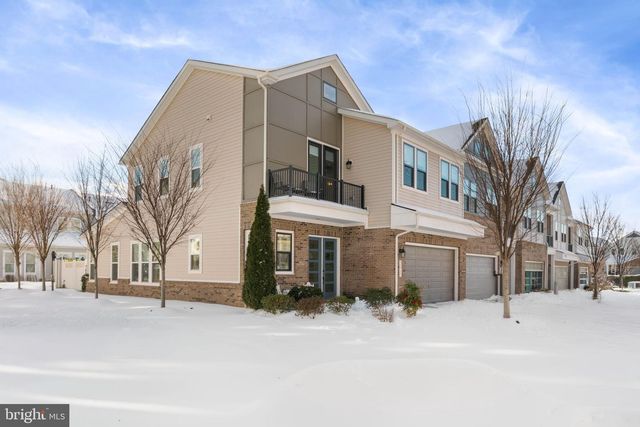 42905 SANDY QUAIL TER, Ashburn, VA 20148