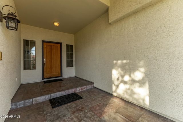 2600 W TULSA Street, Chandler, AZ 85224