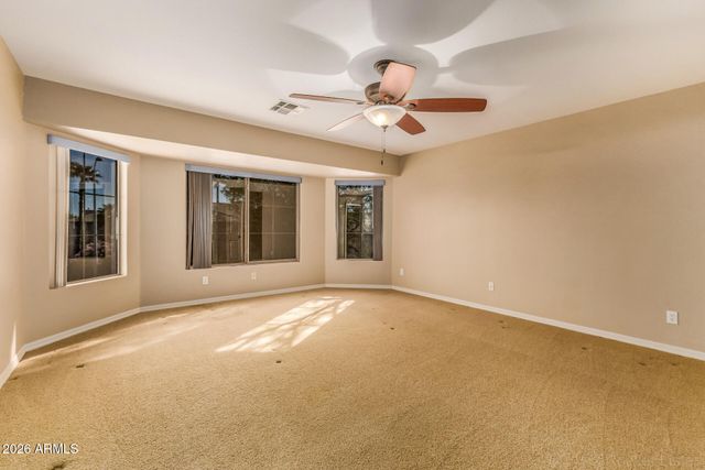 2600 W TULSA Street, Chandler, AZ 85224