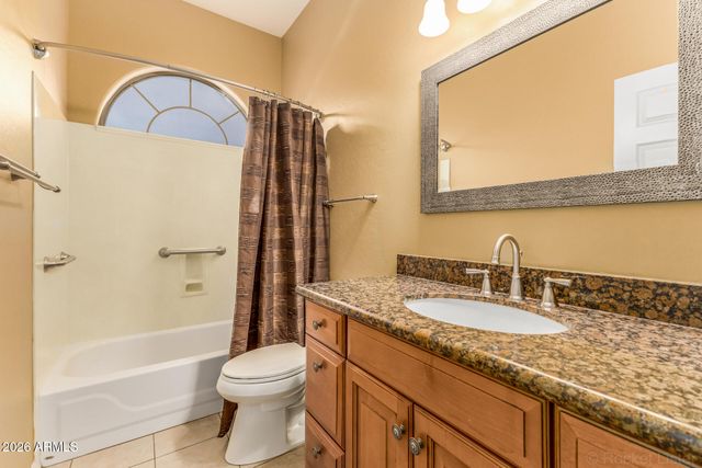 2600 W TULSA Street, Chandler, AZ 85224