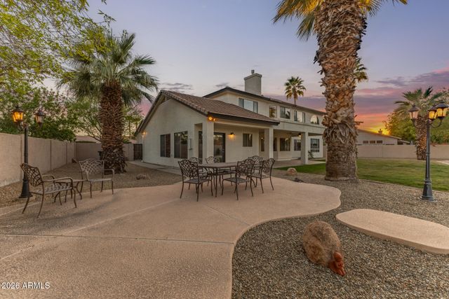 2600 W TULSA Street, Chandler, AZ 85224