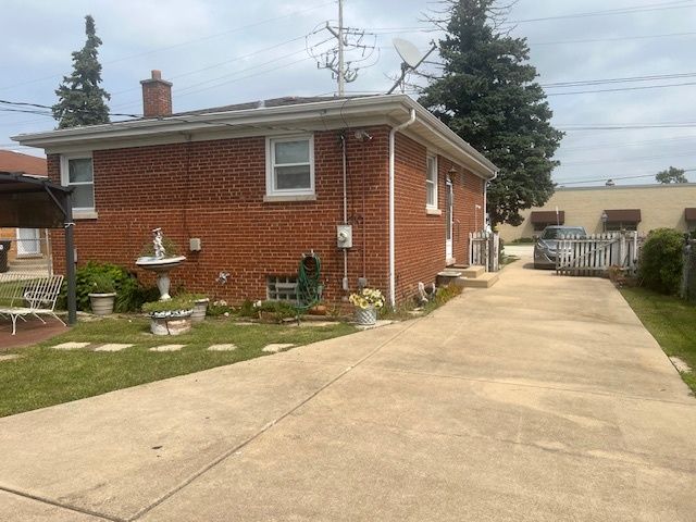 1840 Gardner Road, Westchester, IL 60154