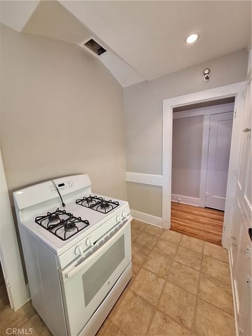 547 W Wilshire, Fullerton, CA 92832