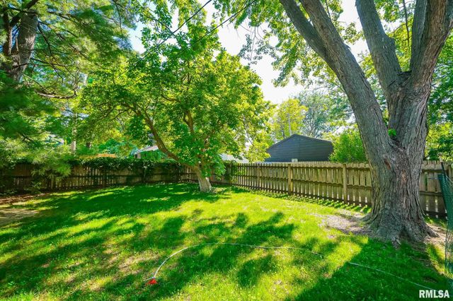 414 W MAYWOOD Avenue, Peoria, IL 61604