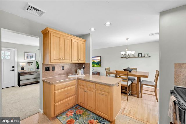 240 BIRCHWOOD LN, Lititz, PA 17543