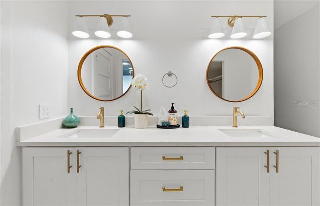 102 TUNA STREET, Anna Maria, FL 34216