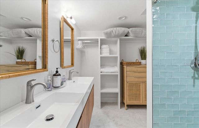 102 TUNA STREET, Anna Maria, FL 34216