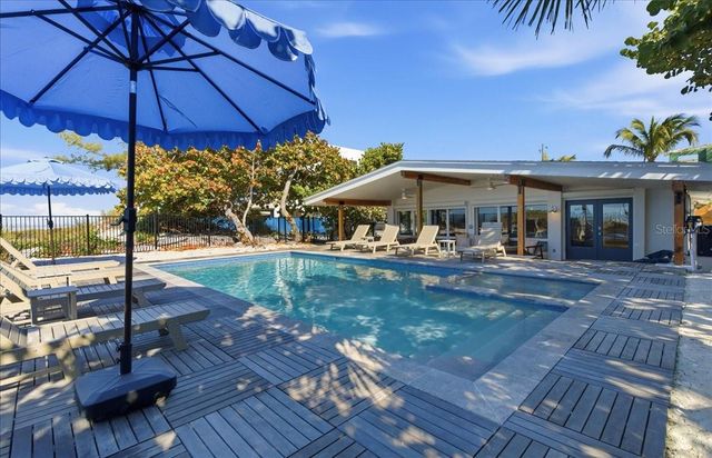 102 TUNA STREET, Anna Maria, FL 34216