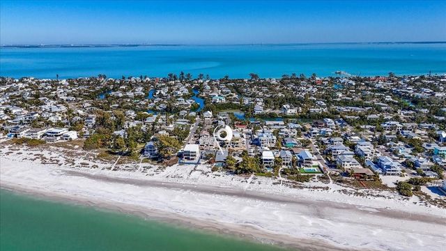 102 TUNA STREET, Anna Maria, FL 34216