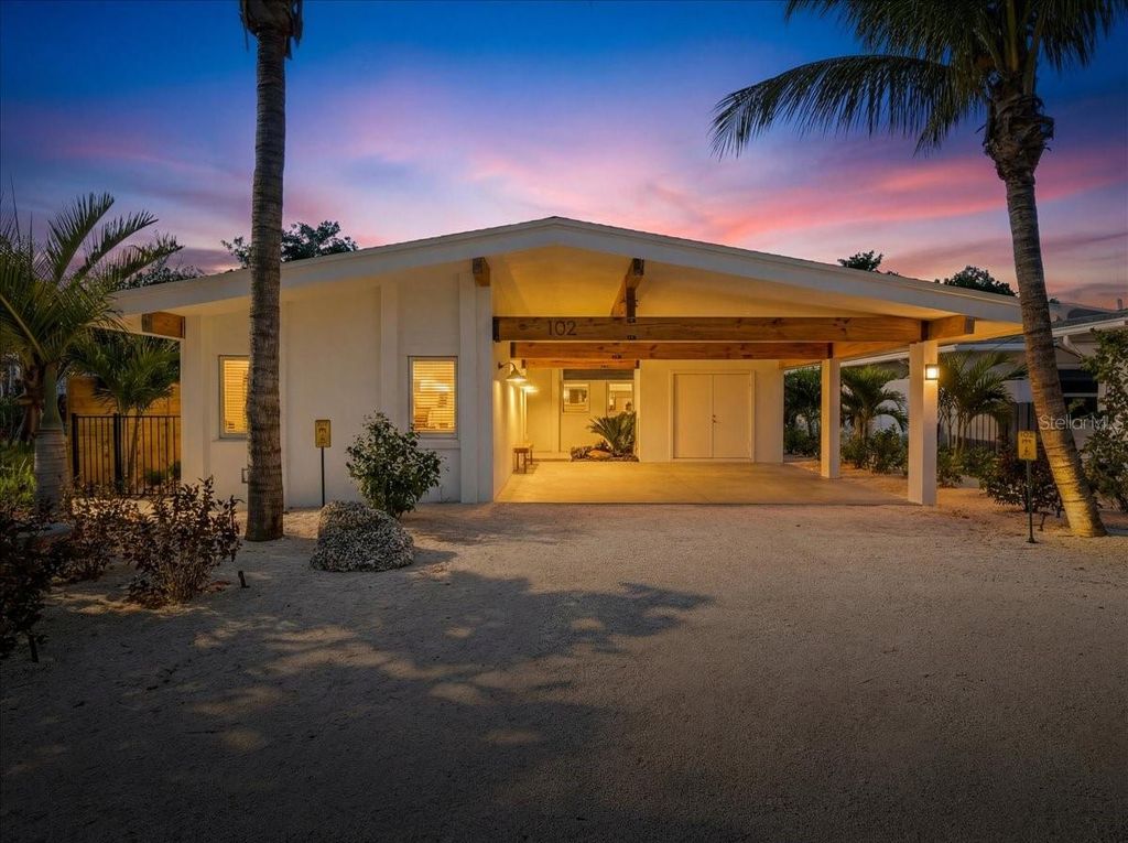 102 TUNA STREET, Anna Maria, FL 34216