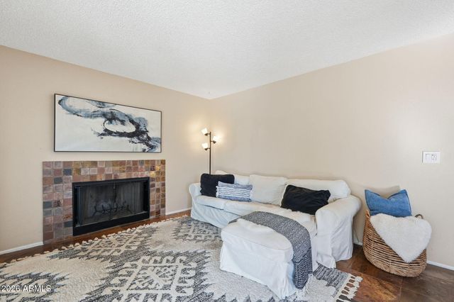 457 E BLUEBELL Lane, Tempe, AZ 85288