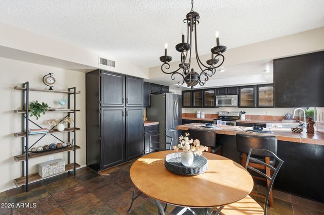 457 E BLUEBELL Lane, Tempe, AZ 85288