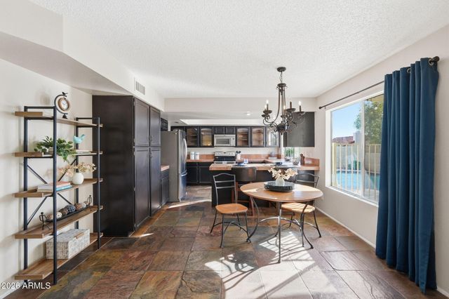 457 E BLUEBELL Lane, Tempe, AZ 85288