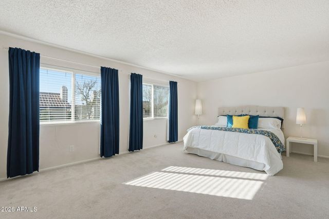 457 E BLUEBELL Lane, Tempe, AZ 85288