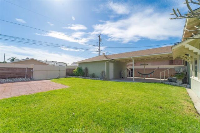 10462 Somerset Boulevard, Bellflower, CA 90706