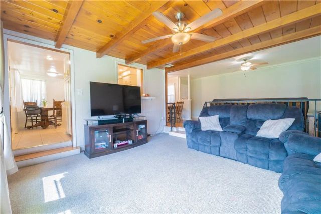 10462 Somerset Boulevard, Bellflower, CA 90706