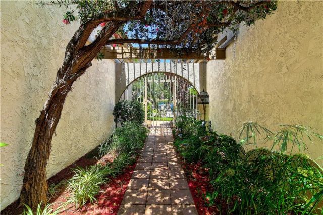 6618 Wintertree Drive, Riverside, CA 92506