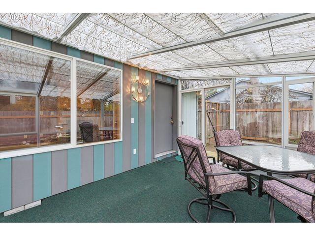 19235 Sw DURELL Ct, Beaverton, OR 97003