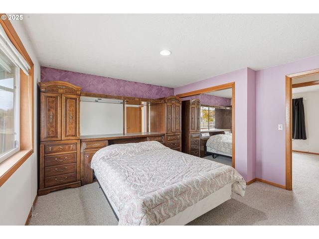 19235 Sw DURELL Ct, Beaverton, OR 97003