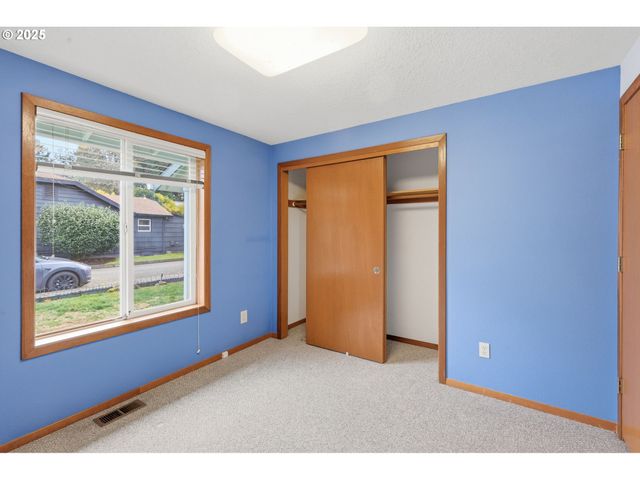 19235 Sw DURELL Ct, Beaverton, OR 97003