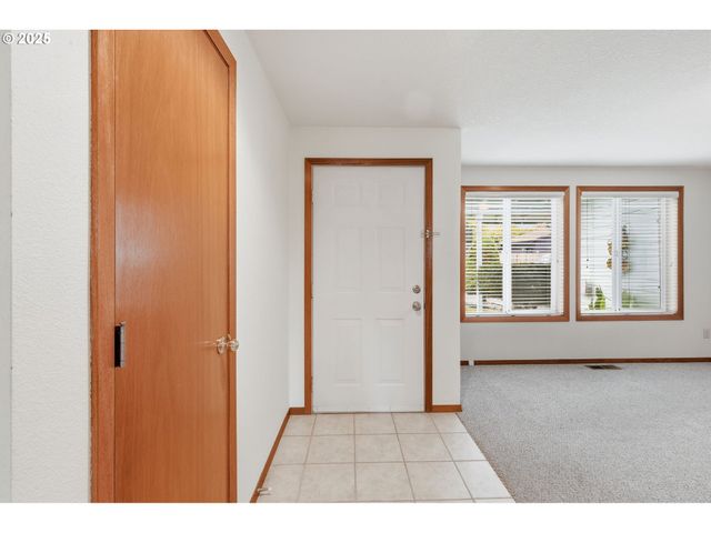 19235 Sw DURELL Ct, Beaverton, OR 97003