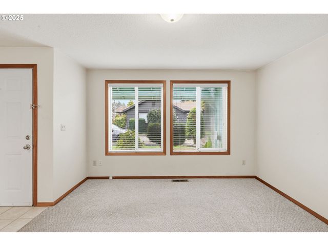 19235 Sw DURELL Ct, Beaverton, OR 97003