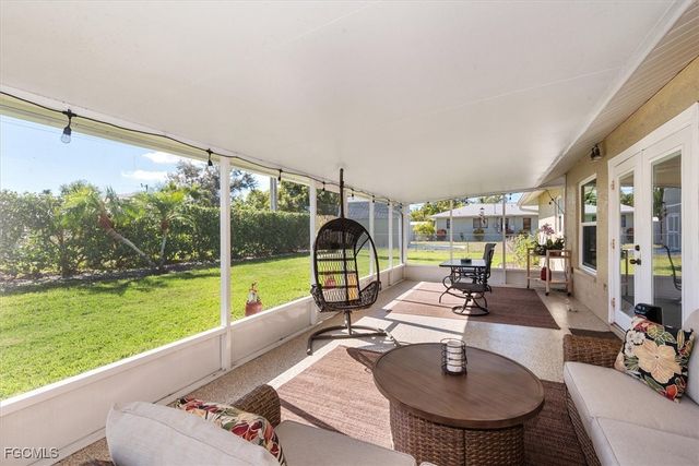 2124 NE 3rd TER, Cape Coral, FL 33909