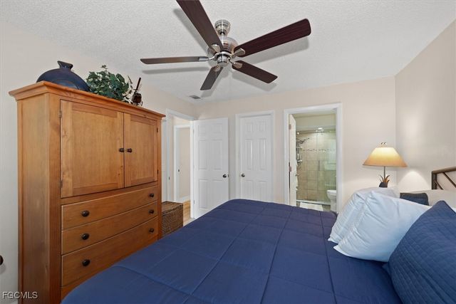 2124 NE 3rd TER, Cape Coral, FL 33909