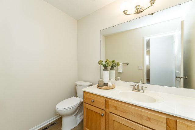 2657 Colleen Street NE, Rochester, MN 55906