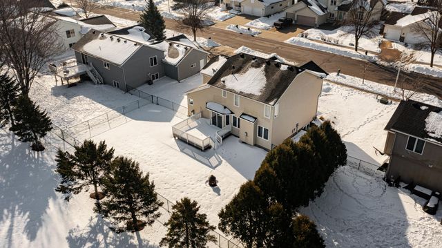 2657 Colleen Street NE, Rochester, MN 55906