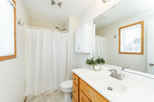 2657 Colleen Street NE, Rochester, MN 55906